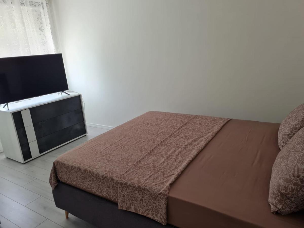 Apartament Marina Julia Exteriör bild